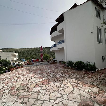 Caushi Apartments Ksamil Esterno foto