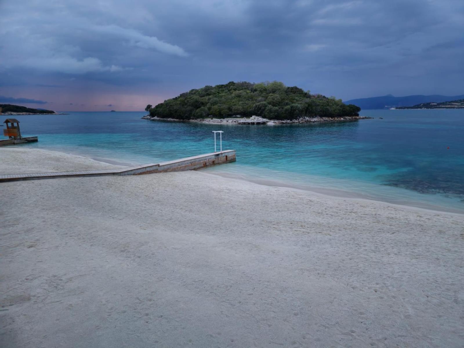 Caushi Apartments Ksamil Esterno foto