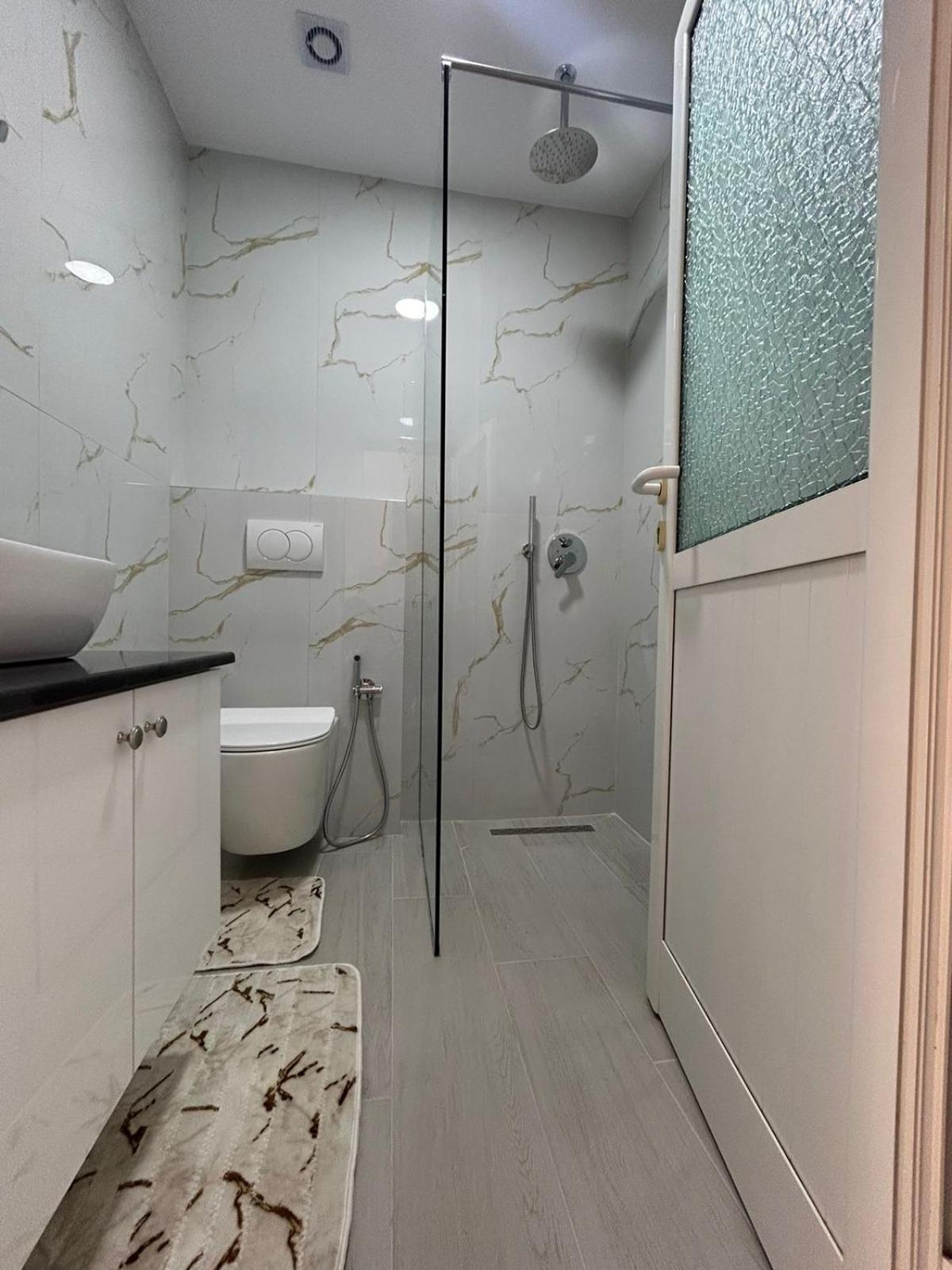Caushi Apartments Ksamil Esterno foto