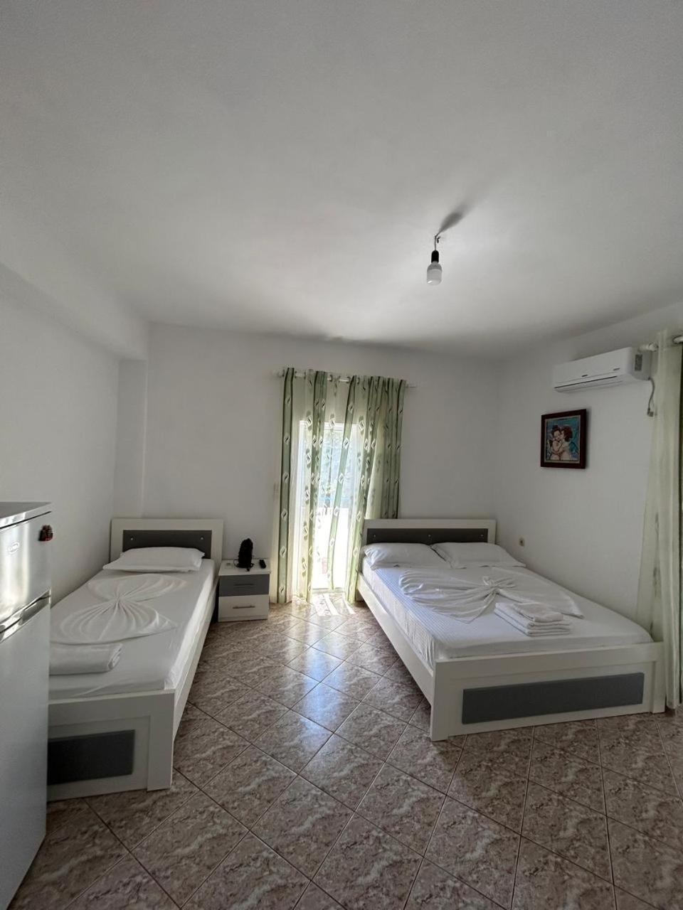 Caushi Apartments Ksamil Esterno foto
