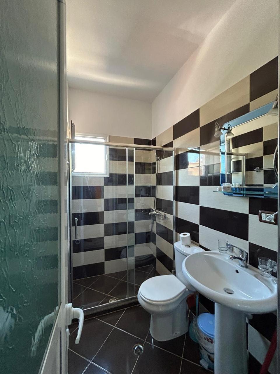 Caushi Apartments Ksamil Esterno foto